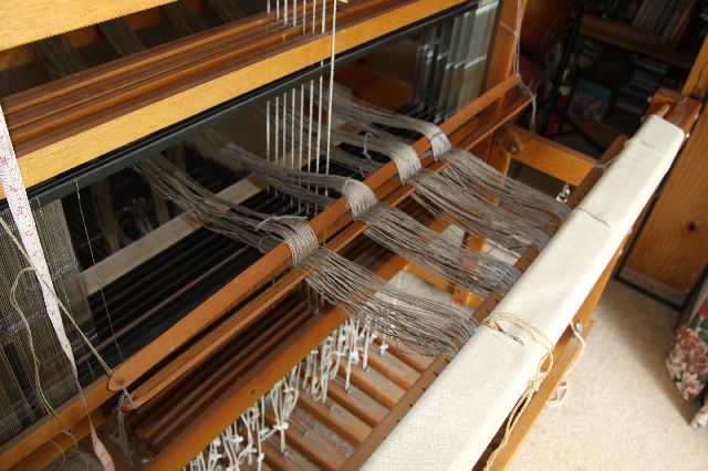 loom_with_warp_spreading